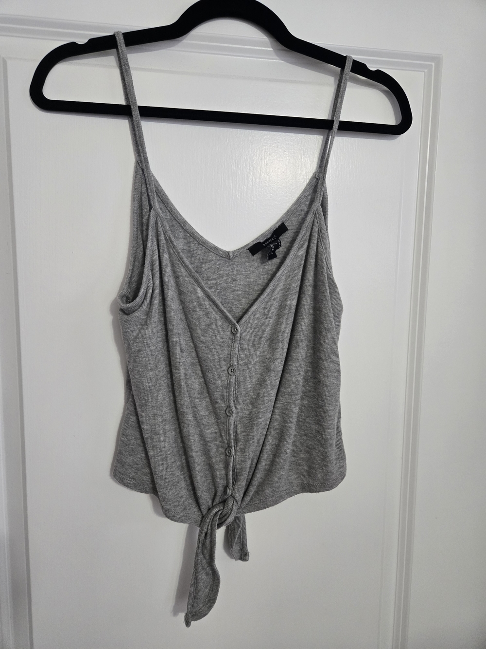 Forever 21 Grey Tie-Front Button Camisole